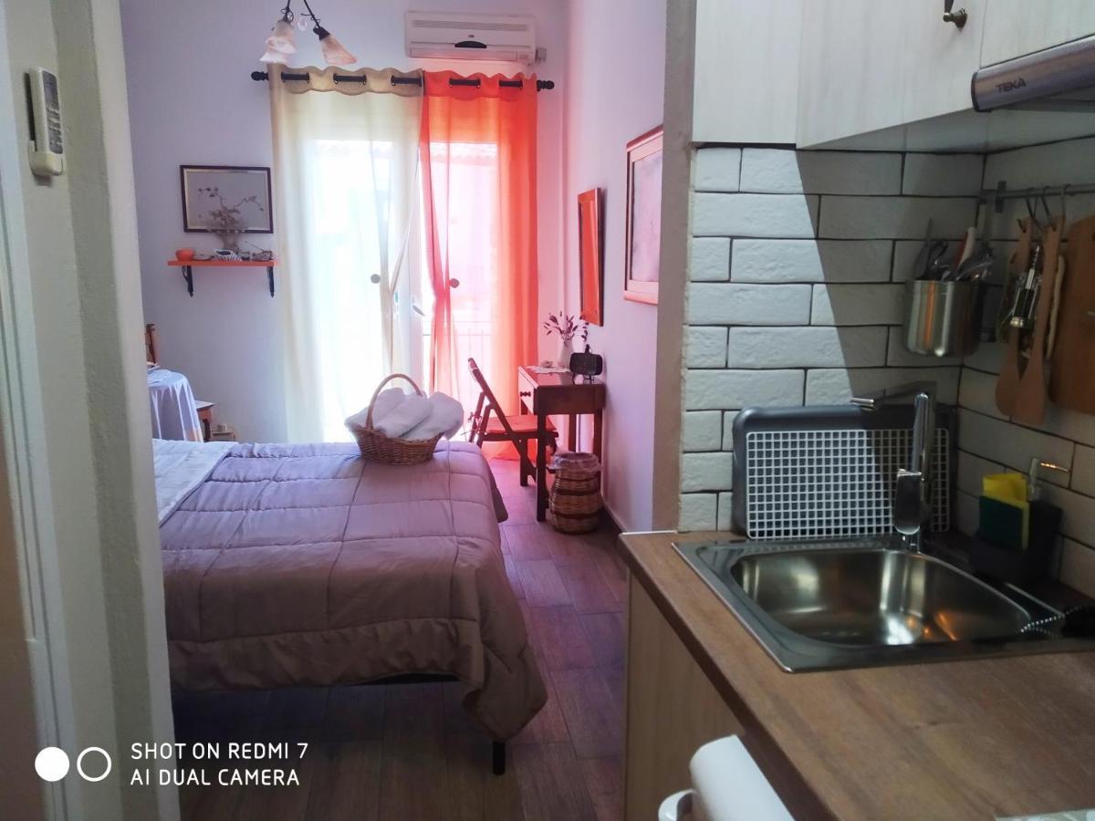 Violetta Rooms Koróni Exterior foto